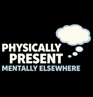 Obrázek 2 produktu Dětské tričko Tělem Tady Hlavou Jinde