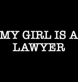 Obrázek 2 produktu Pánské tričko Moje Holka je Právnička