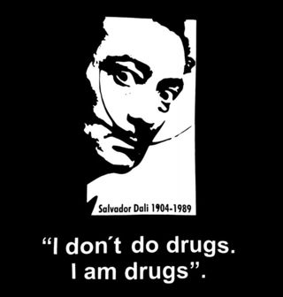 Obrázek 2 produktu Dámské tričko Salvador Dalí „I dont do drugs. I am drugs. (Velikost: XS)