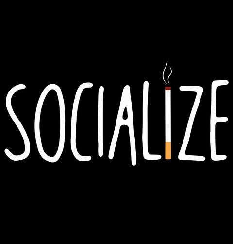 Obrázek produktu Dámské tričko Kouření socializuje Socialize