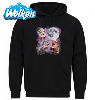 Mikina Hroši vyjící na Měsíc Moo Deng.jpg