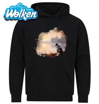 Mikina Miniaturní australský ovčák u Jezera.jpg