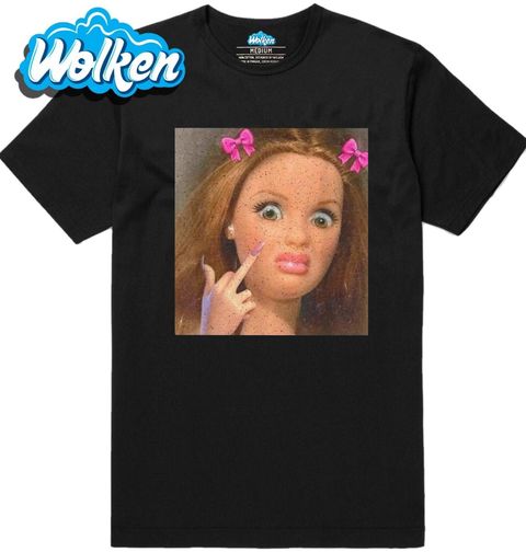 Obrázek produktu Pánské tričko Znechucená Barbie s Prostředníčkem